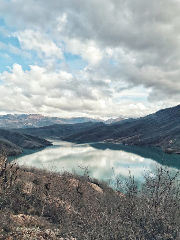 Aussicht über den Bovilla Lake
